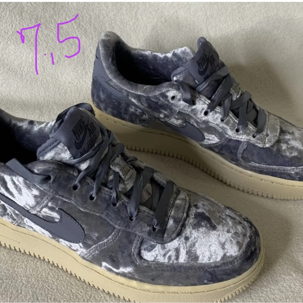 Nike shoes 6Y - Women’s 7.5